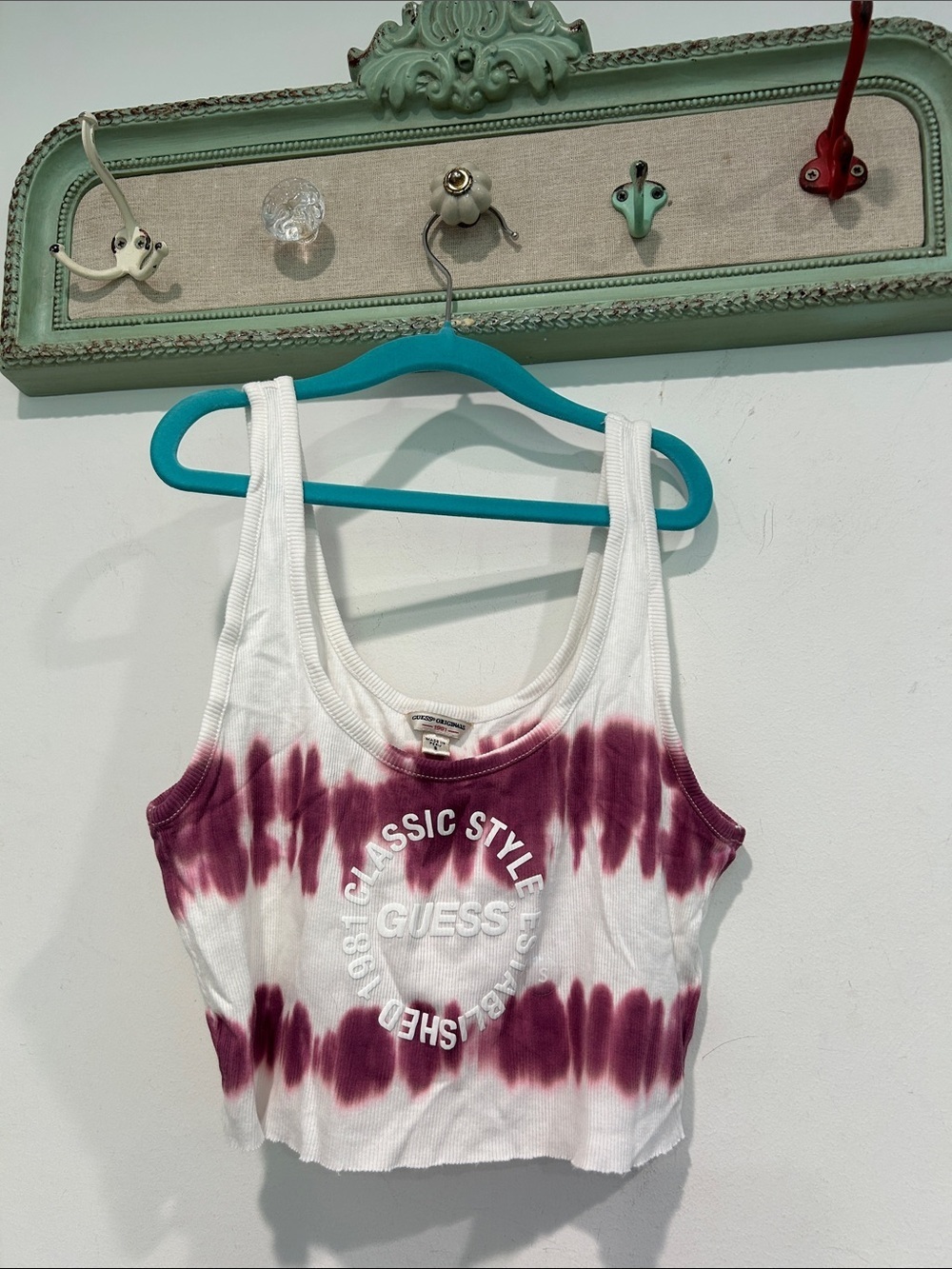 GUESS White & Plum Tie-Dye Ribbed Crop Tank Top womenβs small new w/o tag